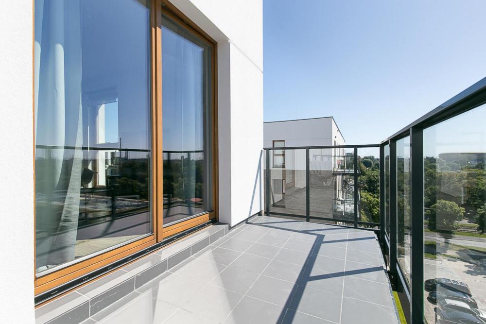 Appartamento Apartament Black Zajezdnia Wrzeszcz Danzica Esterno foto